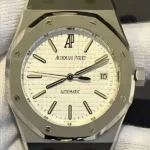 オーデマ・ピゲ　ロイヤルオーク　15300ST.OO.1220ST.01